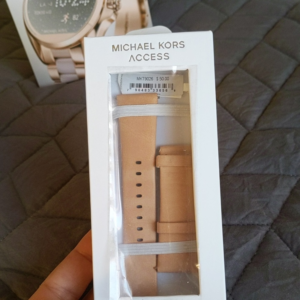 NIB Michael Kors smartwatch band